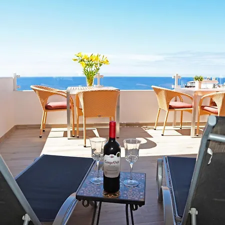 Bella Vista Sun Club פוארטו דה מוגן